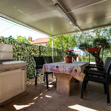 아파트 Rafi Two *