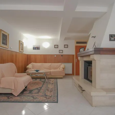 Apartment Rafi Two